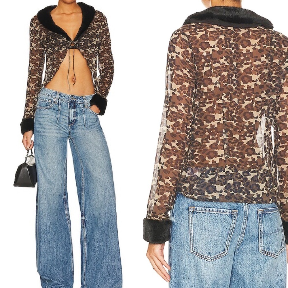 NWT SUPERDOWN Leopard Print Sheer front tie with faux fur Trim top size XS